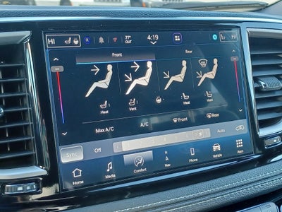 2027 Chrysler Pacifica Limited