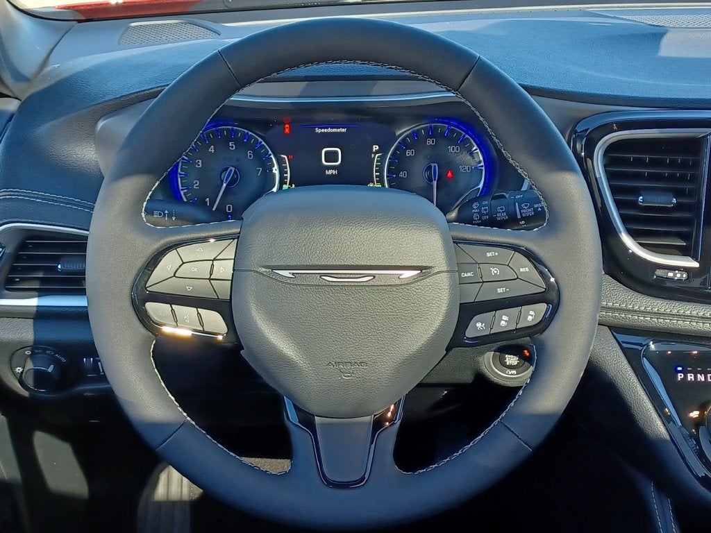 2027 Chrysler Pacifica Limited