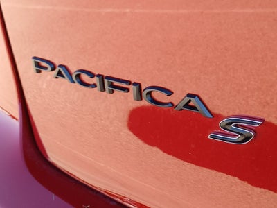 2027 Chrysler Pacifica Limited