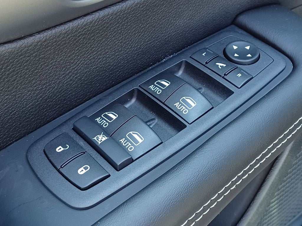 2027 Chrysler Pacifica PACIFICA LIMITED AWD