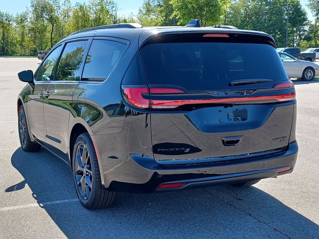 2027 Chrysler Pacifica PACIFICA LIMITED AWD
