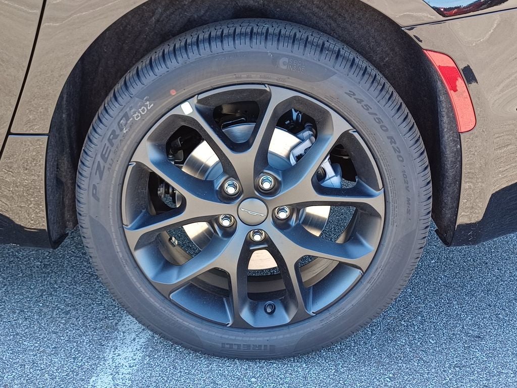 2027 Chrysler Pacifica PACIFICA LIMITED AWD