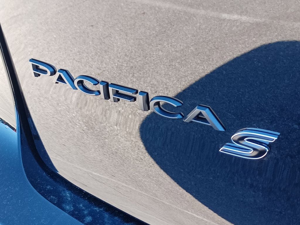 2027 Chrysler Pacifica PACIFICA LIMITED AWD