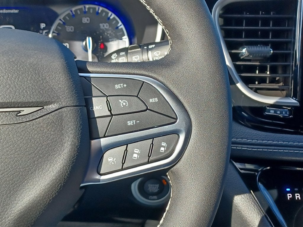 2027 Chrysler Pacifica Limited