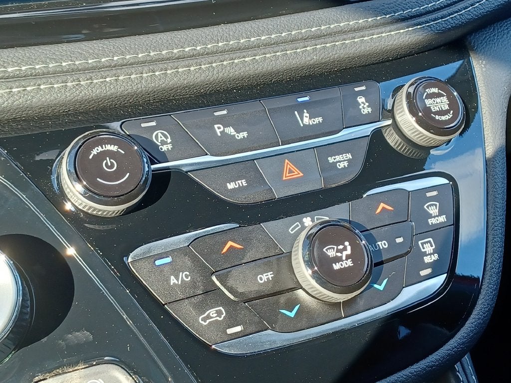 2027 Chrysler Pacifica Limited