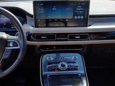 2021 Lincoln Nautilus Standard