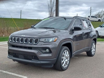 2023 Jeep Compass Latitude Lux FWD
