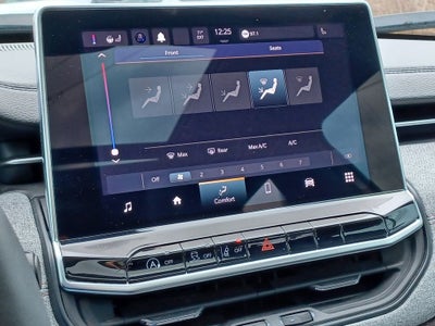 2023 Jeep Compass Latitude Lux FWD