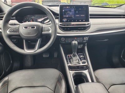 2023 Jeep Compass Latitude Lux FWD