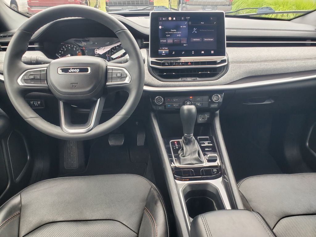 2023 Jeep Compass Latitude Lux FWD