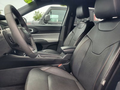 2023 Jeep Compass Latitude Lux FWD