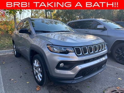 2024 Jeep Compass Latitude Lux