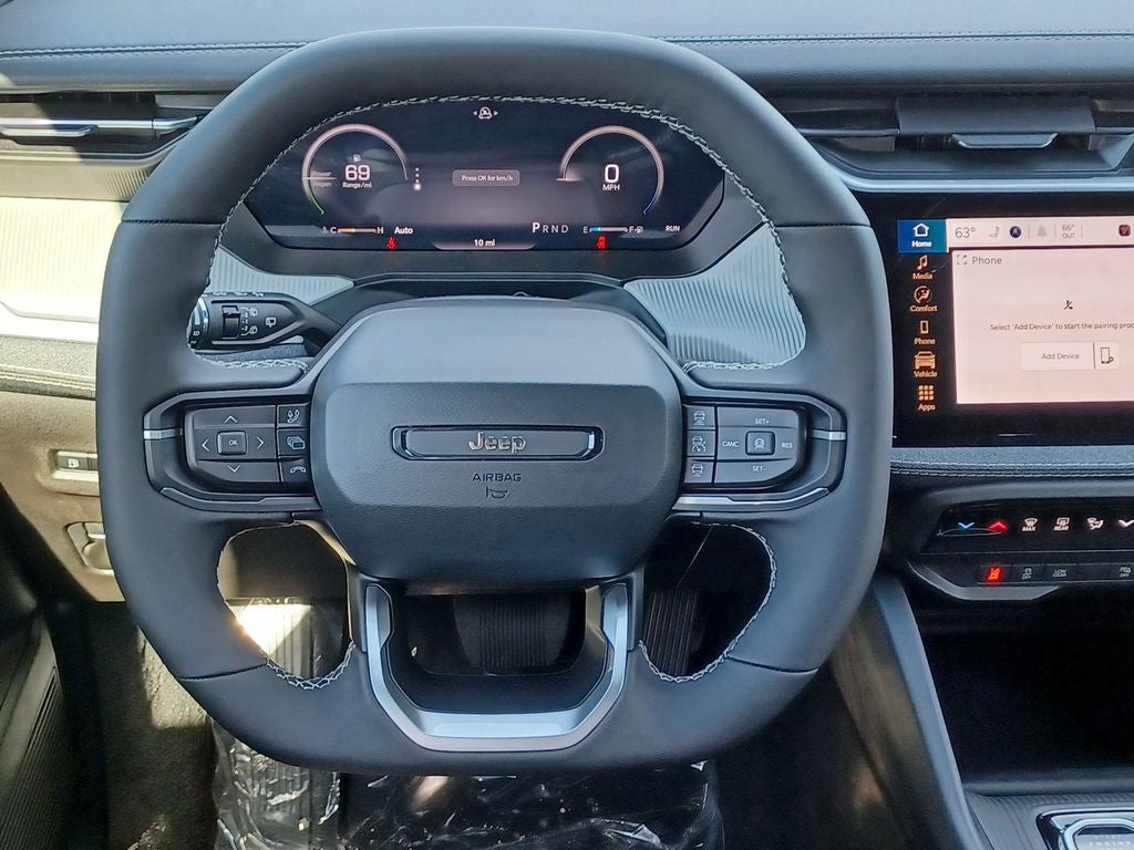 2026 Jeep Cherokee CHEROKEE LAREDO 4X4