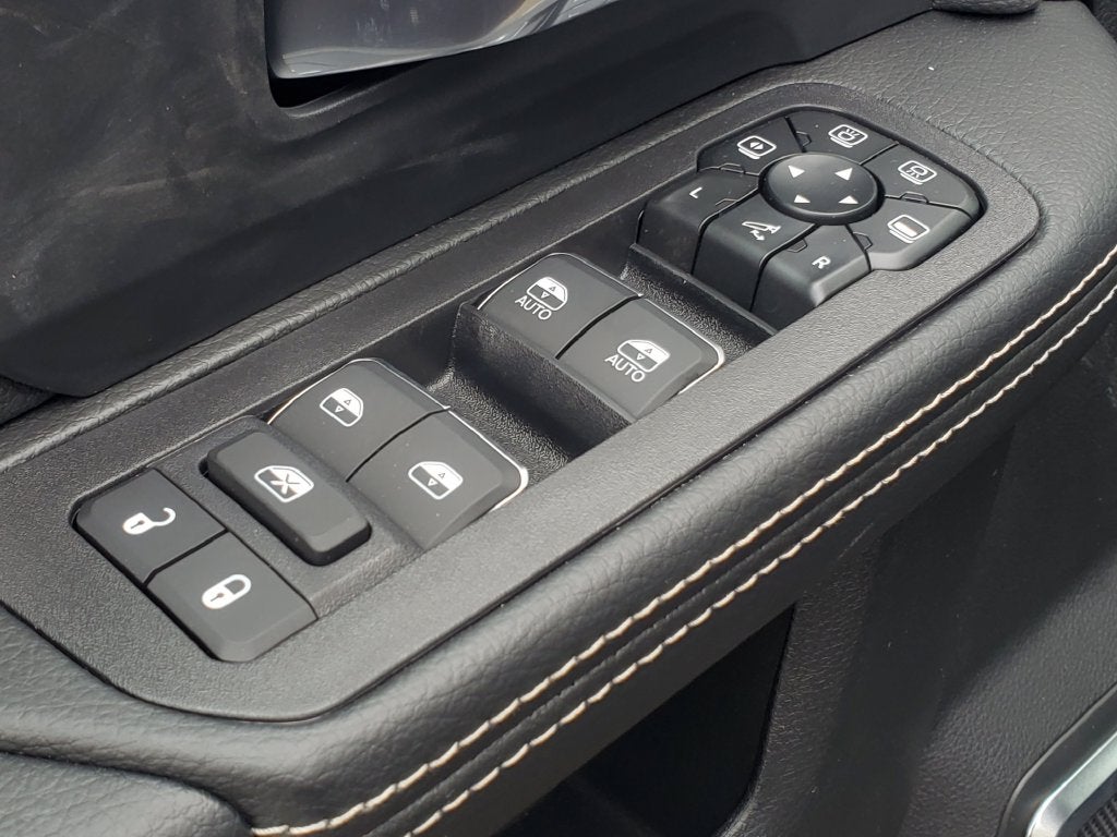 2027 RAM Ram 2500 Laramie