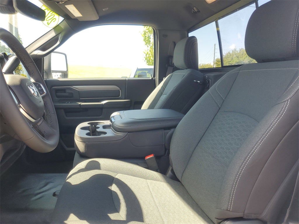 2025 RAM 2500 Tradesman Regular Cab 4x4 8' Box