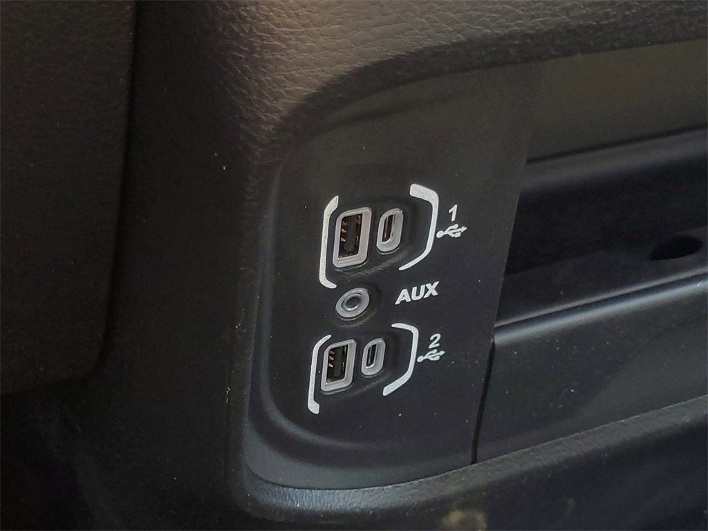 2025 RAM 2500 Tradesman Regular Cab 4x4 8' Box