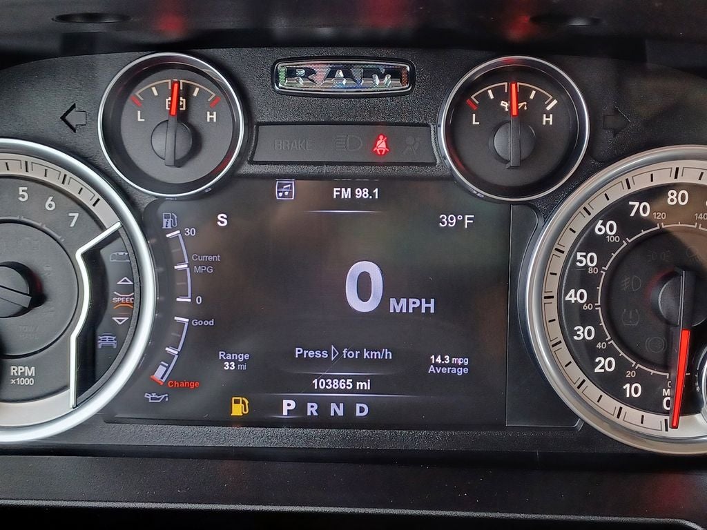 2017 RAM 1500 Big Horn Crew Cab 4x4 5'7' Box