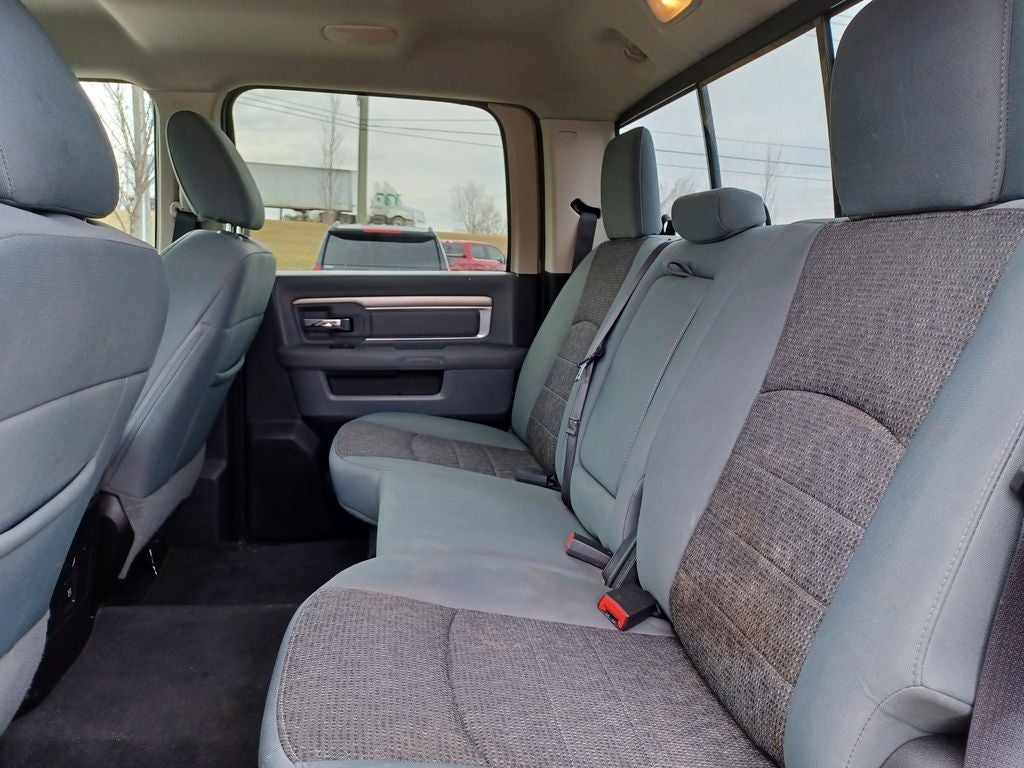 2017 RAM 1500 Big Horn Crew Cab 4x4 5'7' Box