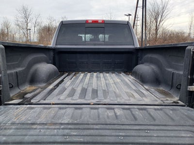 2017 RAM 1500 Big Horn Crew Cab 4x4 5'7' Box