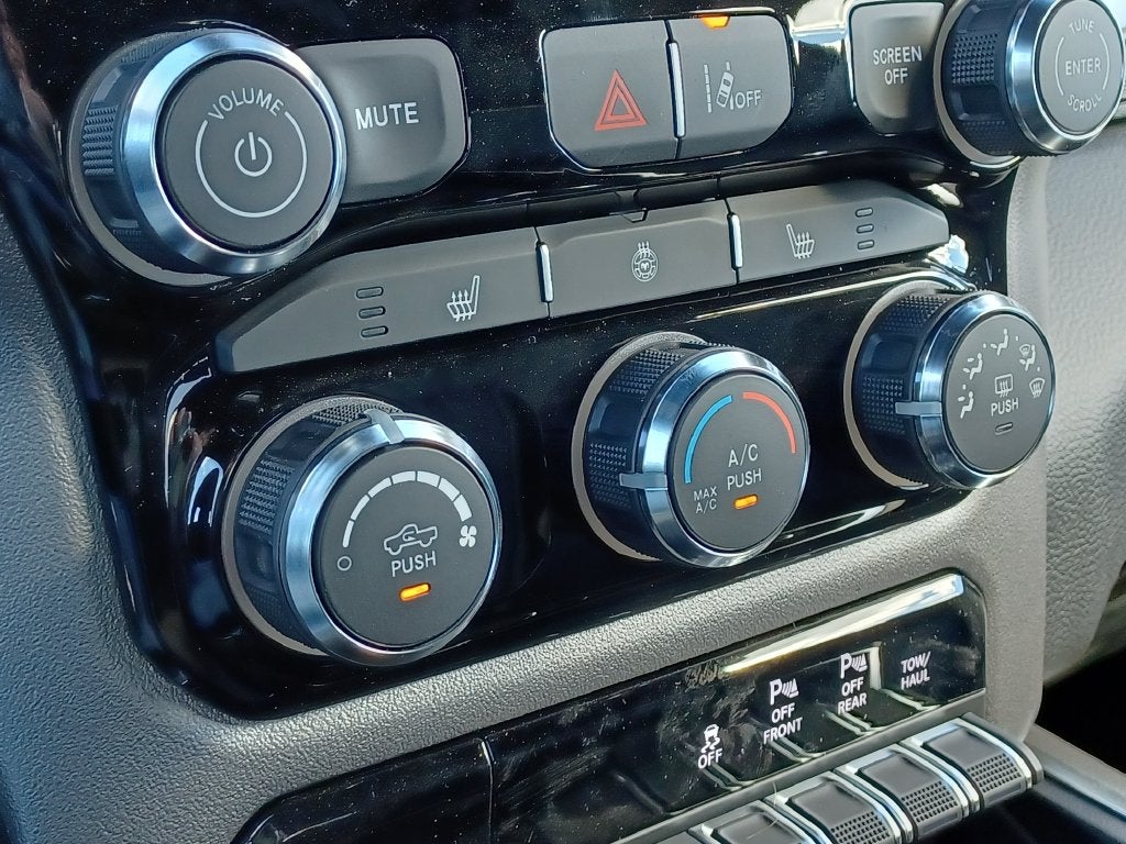 2027 RAM Ram 1500 Big Horn/Lone Star