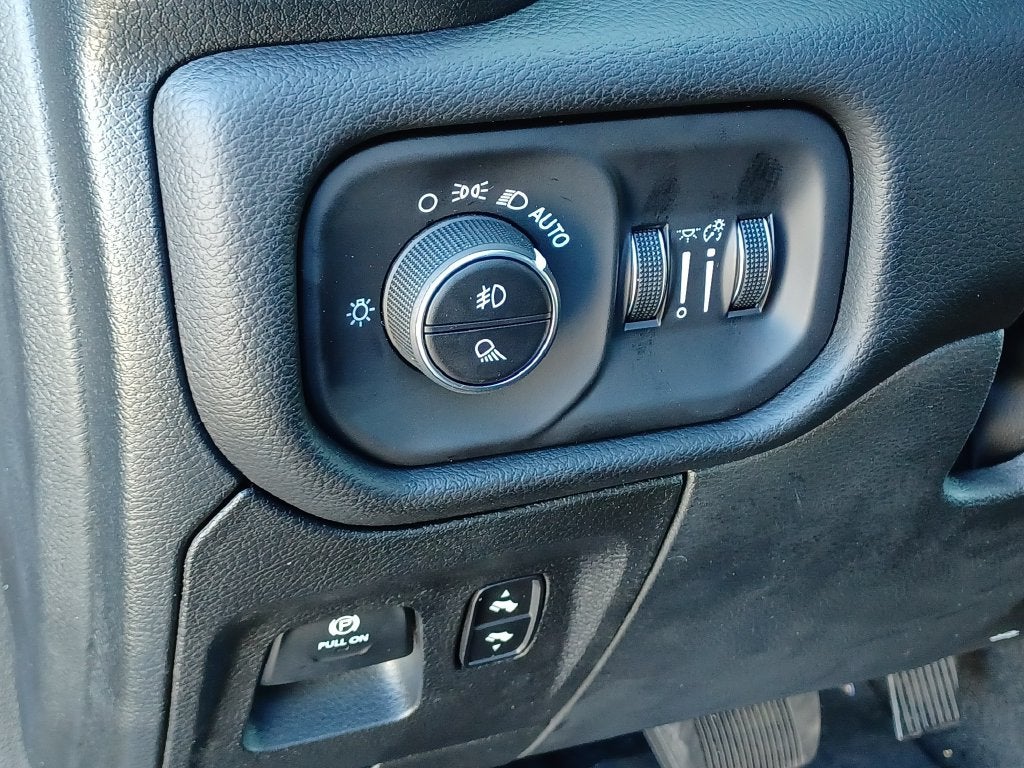 2027 RAM Ram 1500 Big Horn/Lone Star