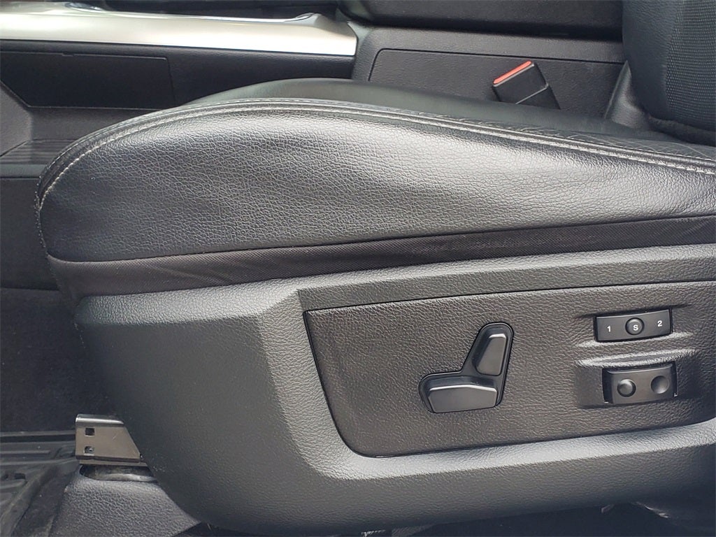 2018 RAM 2500 Laramie Crew Cab 4x4 6'4' Box