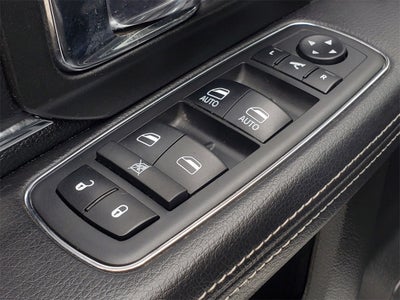 2018 RAM 2500 Laramie Crew Cab 4x4 6'4' Box