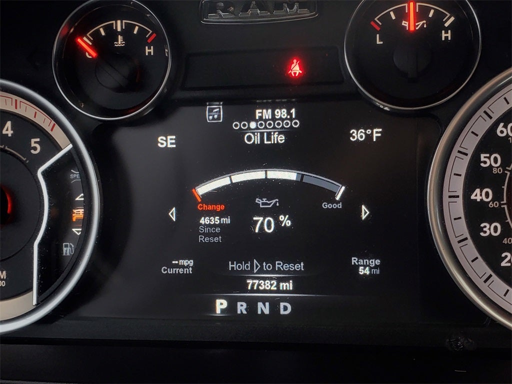 2018 RAM 2500 Laramie Crew Cab 4x4 6'4' Box