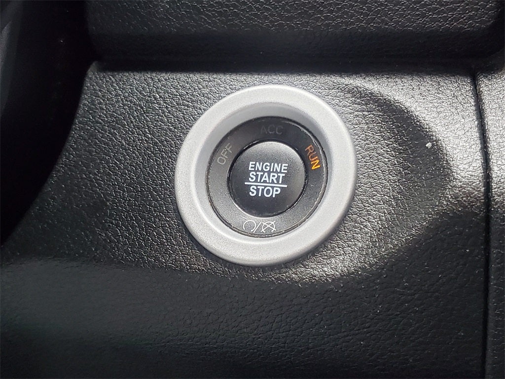 2018 RAM 2500 Laramie Crew Cab 4x4 6'4' Box