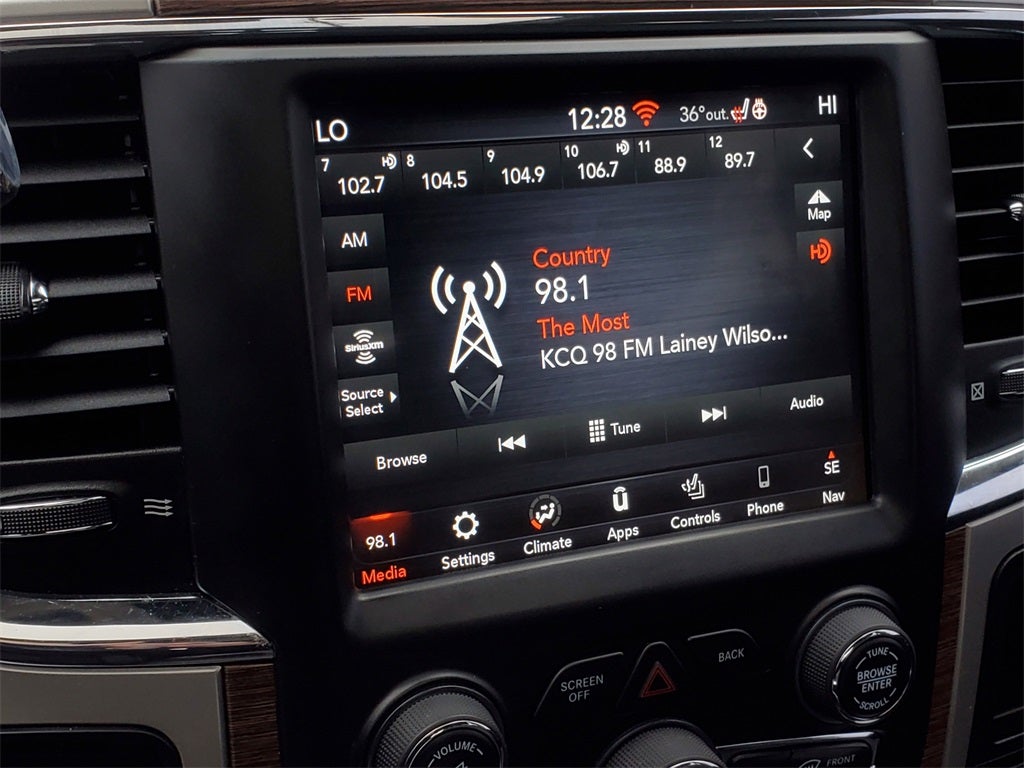 2018 RAM 2500 Laramie Crew Cab 4x4 6'4' Box