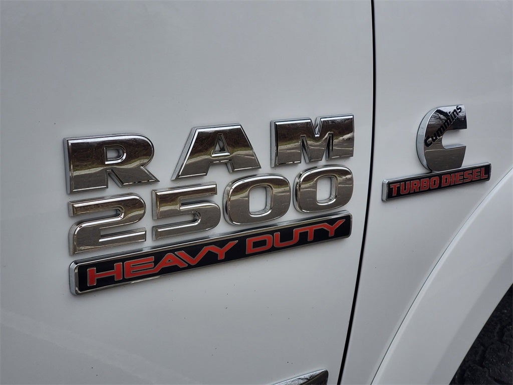 2018 RAM 2500 Laramie Crew Cab 4x4 6'4' Box