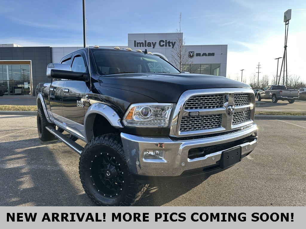 2018 RAM 2500 Laramie Crew Cab 4x4 6'4' Box