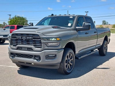 2026 RAM Ram 2500 RAM 2500 BLACK EXPRESS CREW CAB 4X4 8' BOX
