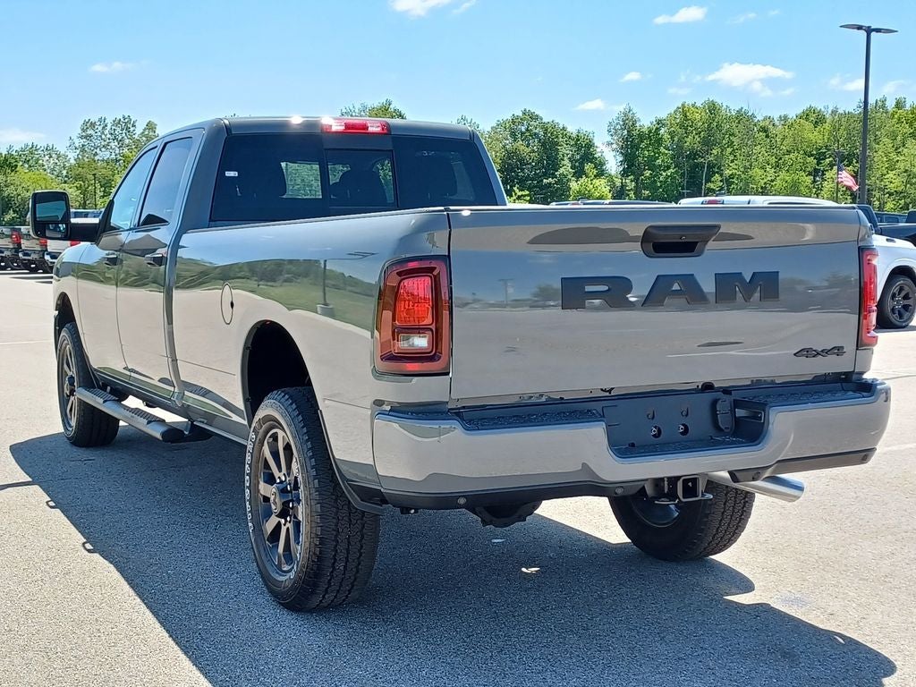 2026 RAM Ram 2500 RAM 2500 BLACK EXPRESS CREW CAB 4X4 8' BOX