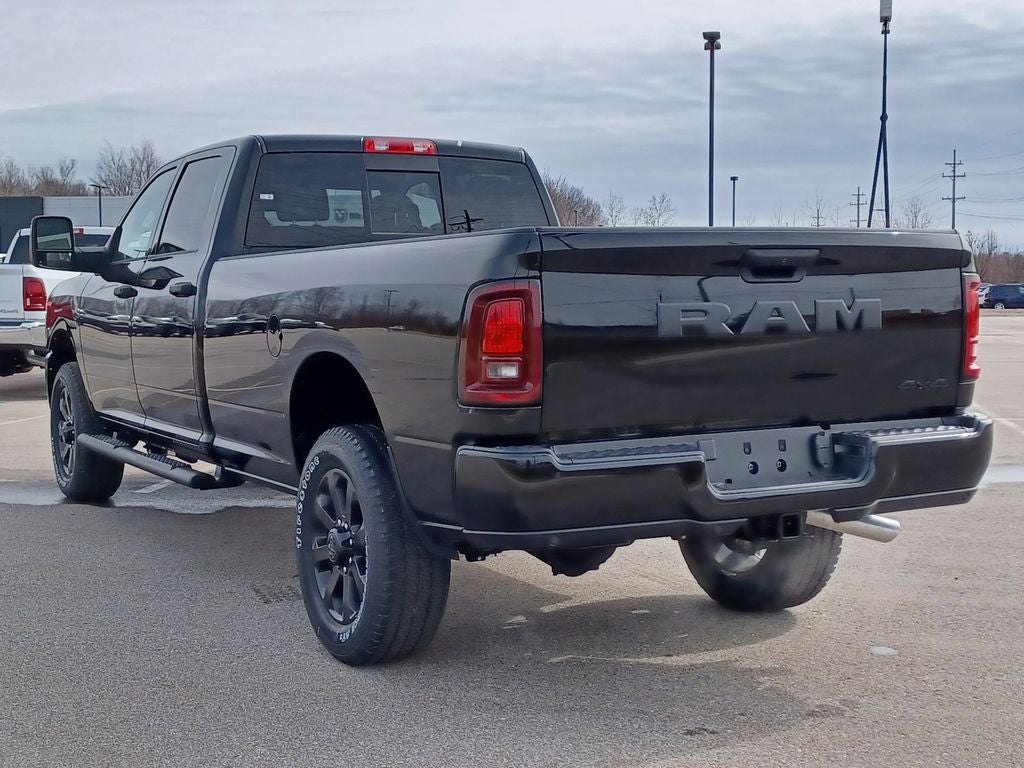 2026 RAM Ram 2500 RAM 2500 BLACK EXPRESS CREW CAB 4X4 8' BOX