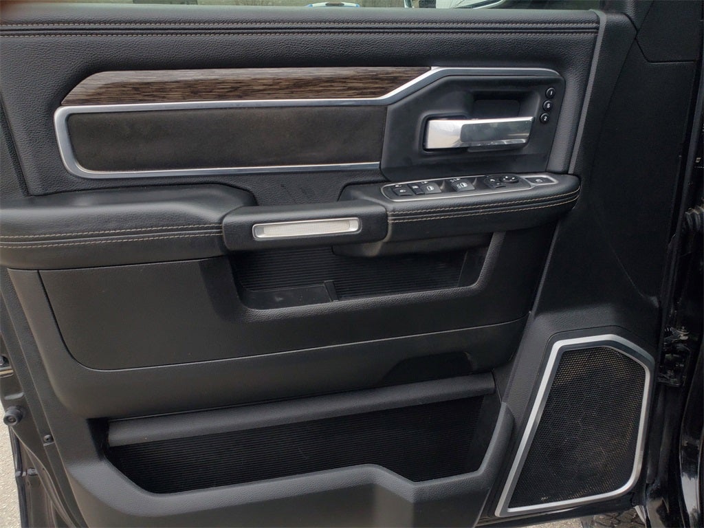 2019 RAM 2500 Laramie Mega Cab 4x4 6'4' Box