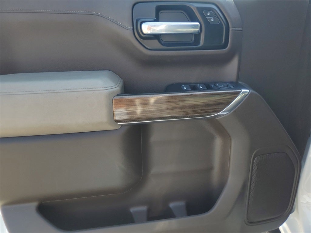 2022 Chevrolet Silverado 1500 LTD 4WD Crew Cab Short Bed LT