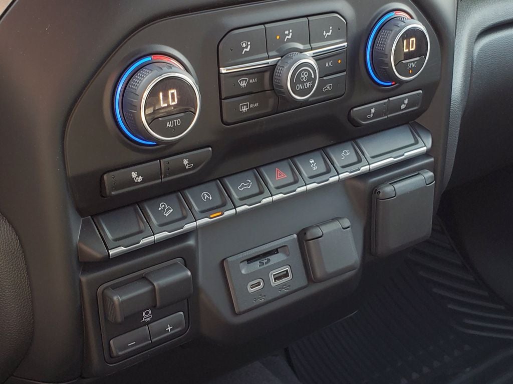 2020 Chevrolet Silverado 1500 4WD Crew Cab Short Bed LT