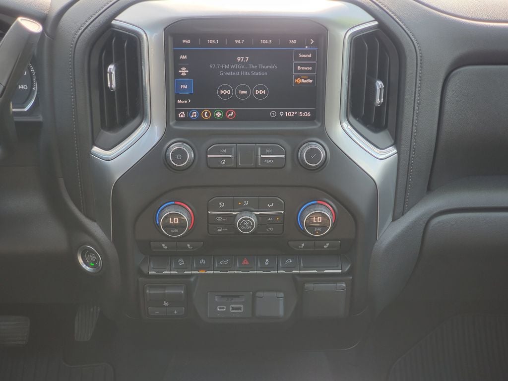 2020 Chevrolet Silverado 1500 4WD Crew Cab Short Bed LT