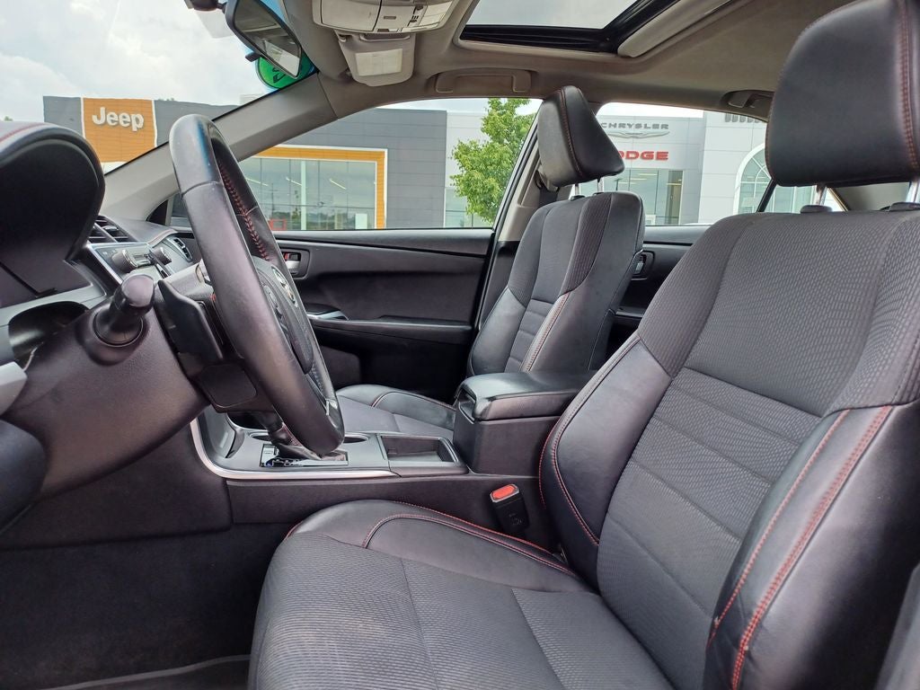 2016 Toyota Camry SE