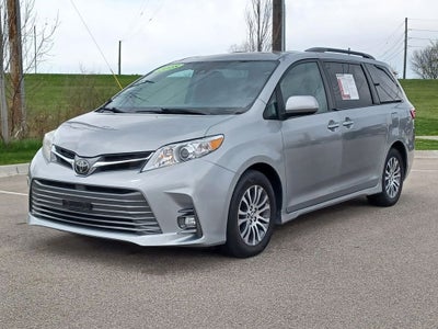 2018 Toyota Sienna XLE 7 Passenger