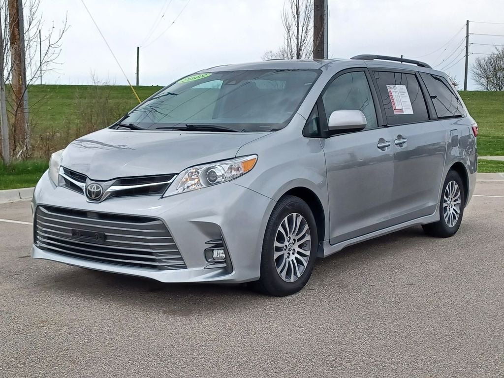 2018 Toyota Sienna XLE 7 Passenger