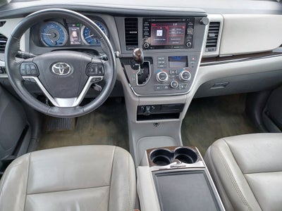 2018 Toyota Sienna XLE 7 Passenger