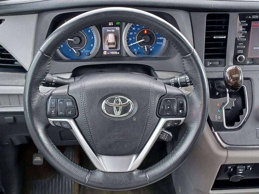 2018 Toyota Sienna XLE 7 Passenger