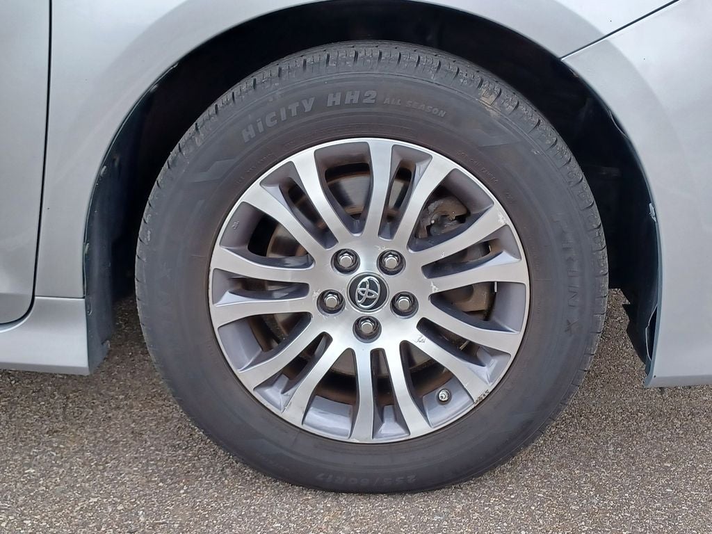2018 Toyota Sienna XLE 7 Passenger