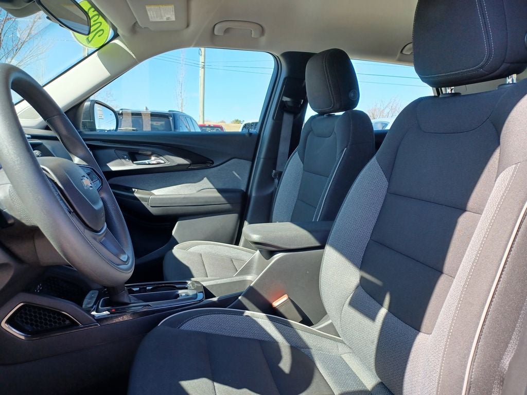 2023 Chevrolet Trailblazer FWD LS