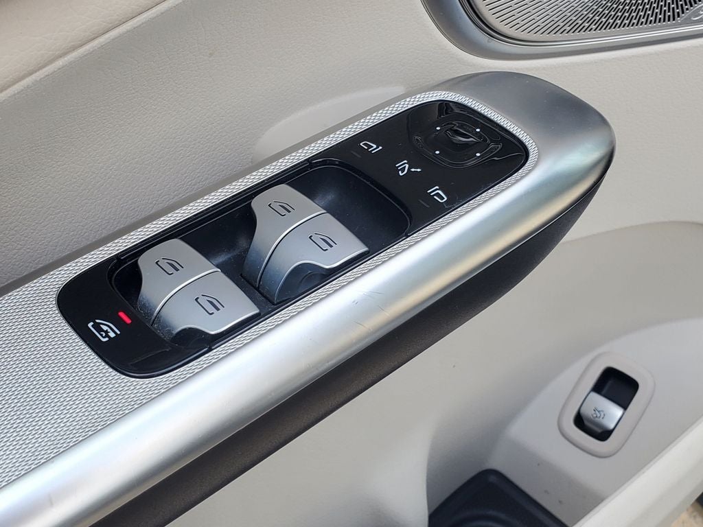 2023 Mercedes-Benz GLC 300 GLC 300 4MATIC®