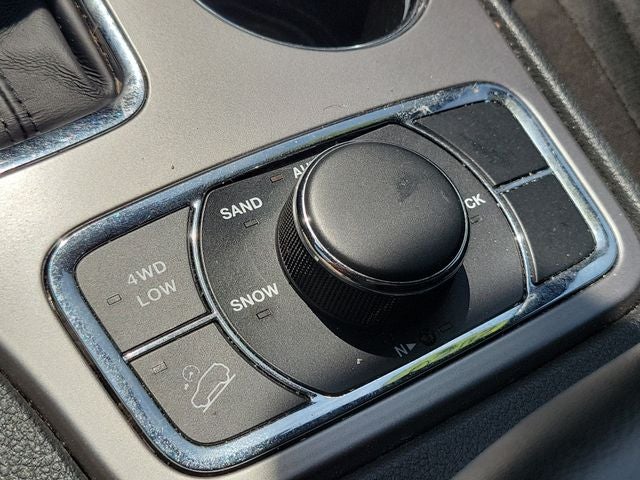 2020 Jeep Grand Cherokee Laredo E