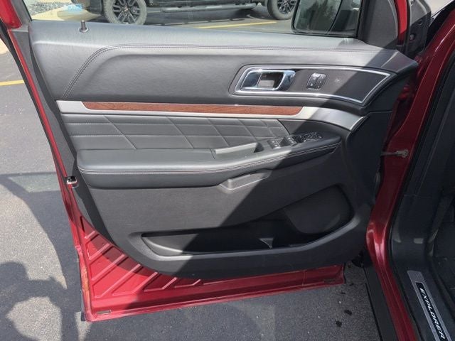 2017 Ford Explorer Platinum