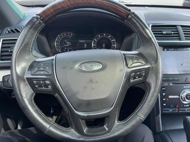 2017 Ford Explorer Platinum